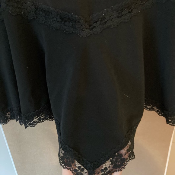 Le Chateau Lace Flare Skirt - Picture 2 of 3